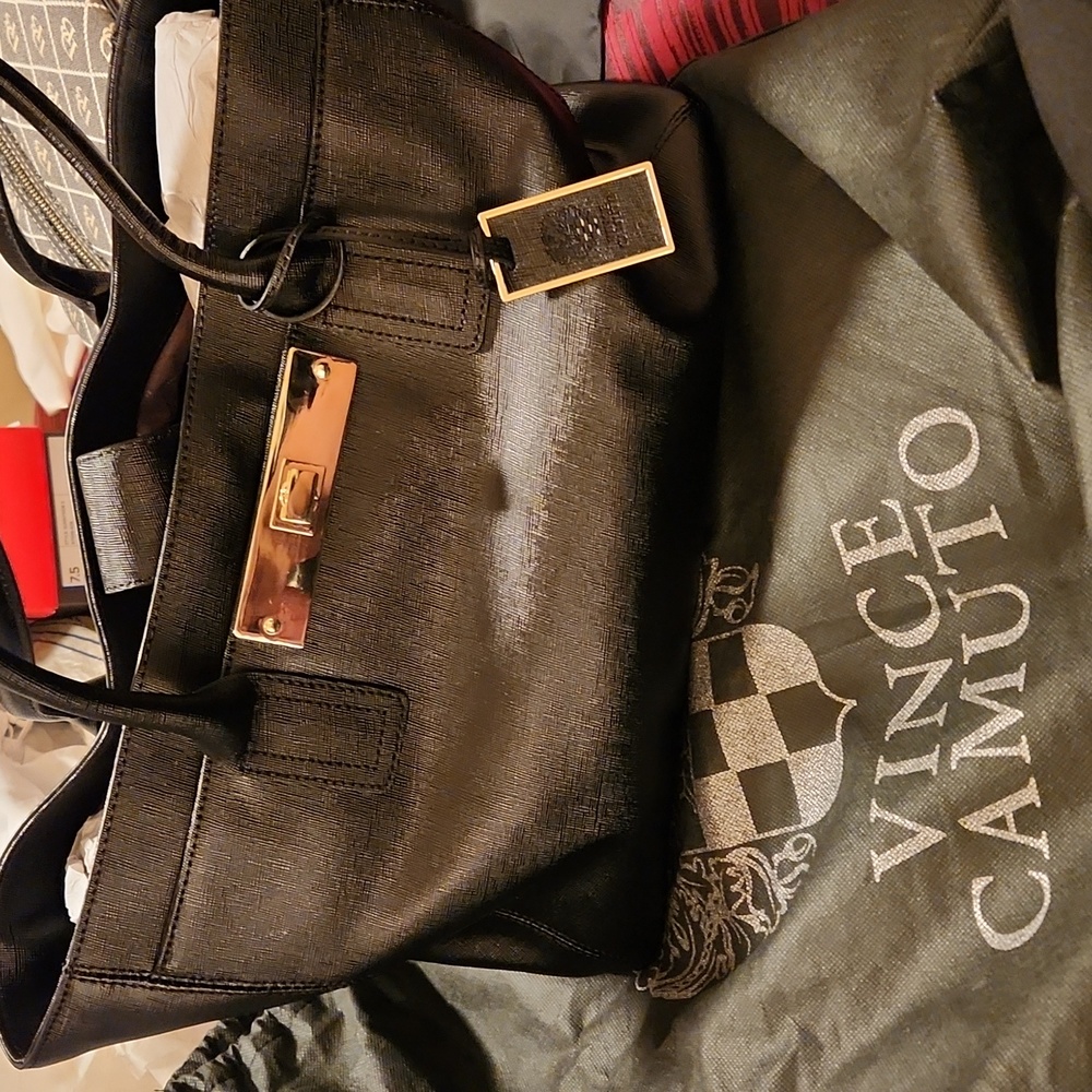 Black Vince Camuto